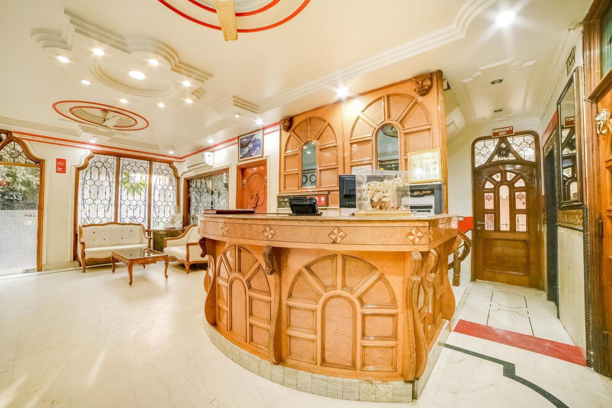 Super Hotel O Blue Sapphire Delhi Νέο Δελχί Εξωτερικό φωτογραφία