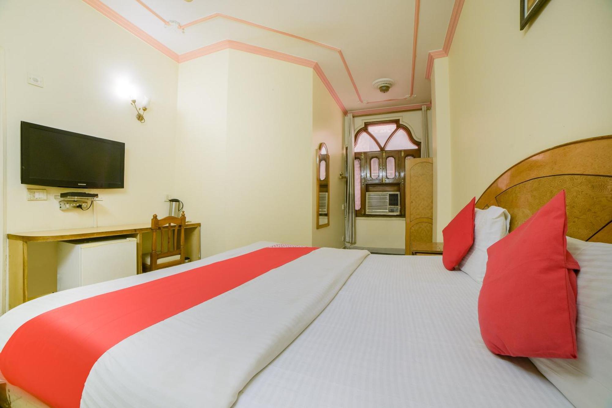 Super Hotel O Blue Sapphire Delhi Νέο Δελχί Εξωτερικό φωτογραφία