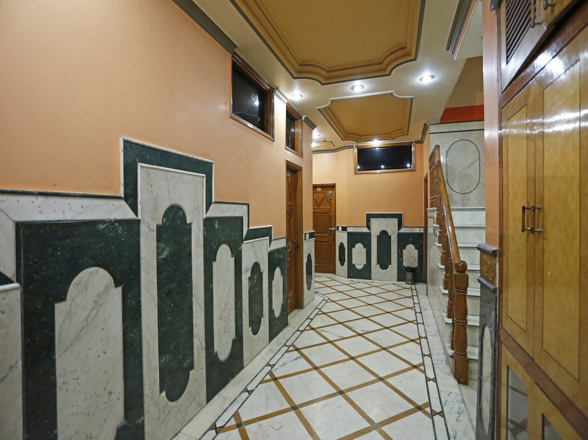 Super Hotel O Blue Sapphire Delhi Νέο Δελχί Εξωτερικό φωτογραφία